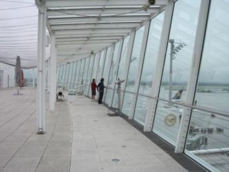 Терминал-2. Смотровая терраса для гостей