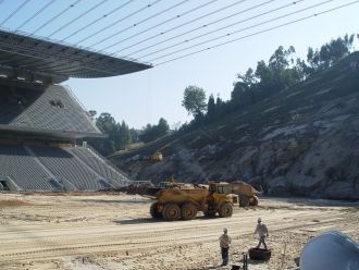 Строительство стадиона Брага Муниси