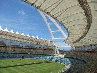 Она присоединяется к арке стальными кана