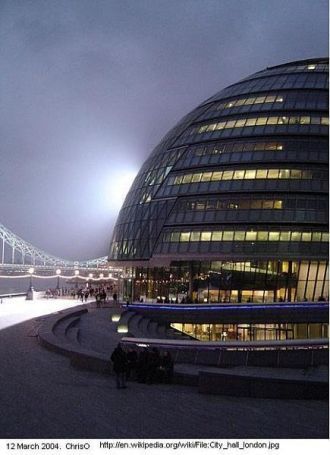 Стальной  скошенный стеклянный «шлем» со