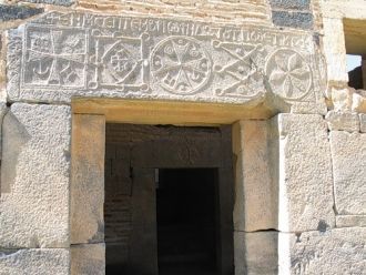 Назначение каждого помещения вырезано на