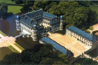 На юго-западе парка можно увидеть Оранже