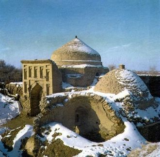 Куня-Ургенч. Мавзолей Ибн Хаджиба.