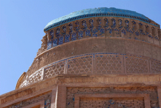 Мавзолей Тюрабек-ханым. Видимый внешний 