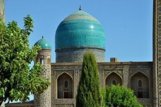 Купол мечети в Медресе Тилля-Кари.