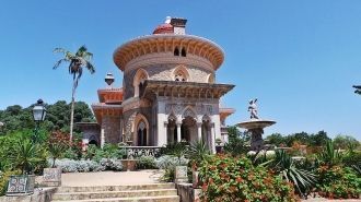 В 1995 г. дворец и парк Монсеррат были о