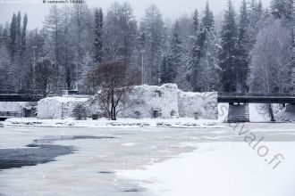 Замок Каяни зимой.