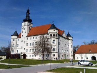 Замок Хартхайм