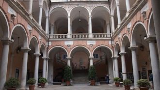 Палаццо Дория-Турси был построен в серед