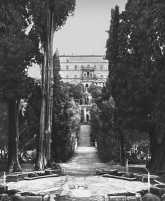 Последним частным лицом, которое владело