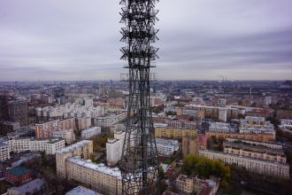 Строительство башни велось без лесов и п