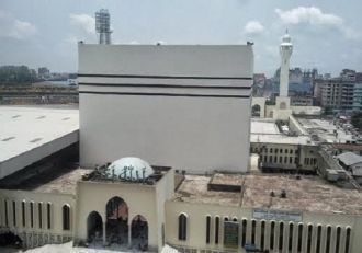 Мечеть имеет несколько современных архит