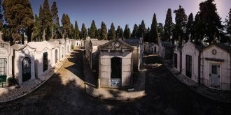 Это кладбище является самым большим в по