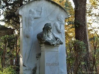 Могила Брамса.