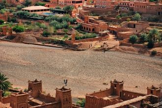 В летние месяцы эта река пересыхает и мо