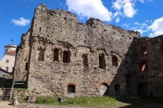 Не ощущая себя в будущем в безопасности,