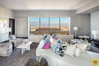 Салон с потрясающим видом на Центральный