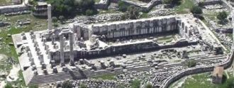 Строительство храма Аполлона начиналось 