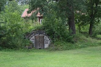 В настоящее время весь заводской комплек