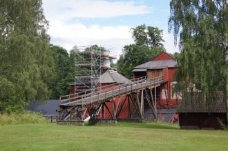 Энгельсберг расположен по соседству с го
