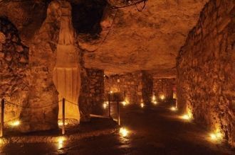 Иногда по узким коридорчикам начинает ра