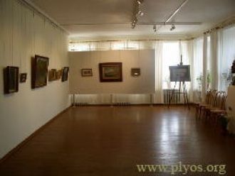 Экспозиция Дома-музея Левитана состоит и