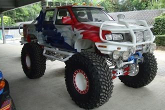 Автопарк создан сыном мадам Нонг Нуч Кам