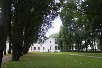 После смерти князя Вяземского усадьбу ун
