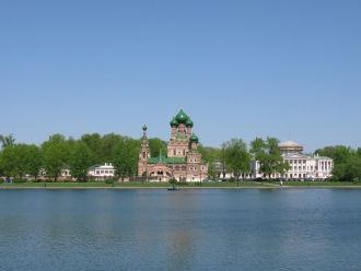 В 1601 году царь Михаил Федорович подари