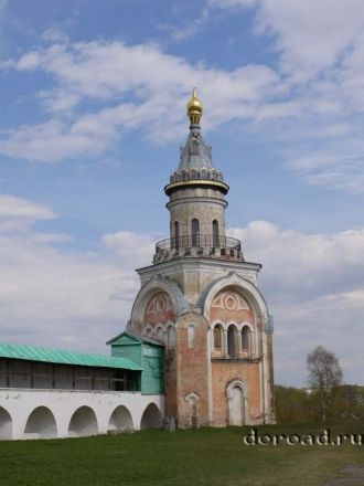 Последним сооружением Борисоглебского мо