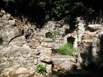 Руины главного храма города - покровител