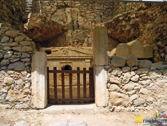 Некрополь города Олимпос.