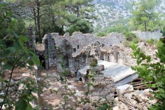 В настоящий момент в античном городе Оли