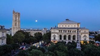 Зал Театра Шатле самый большой в столице