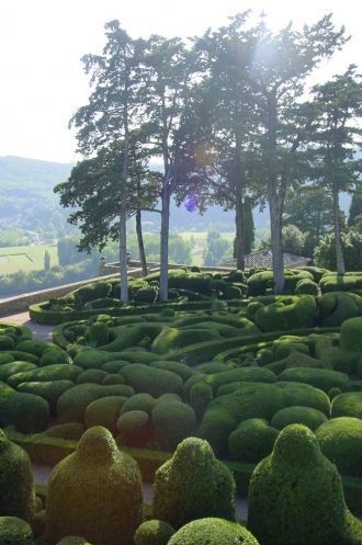 Высота замка 800 метров, поэтому вид с е