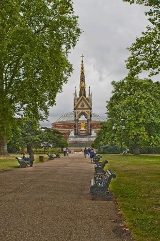 Королева Виктория торжественно открыла м