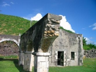 Некоторые постройки были разобраны на ст