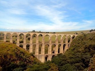 Рсновная часть акведука пролегала на уро