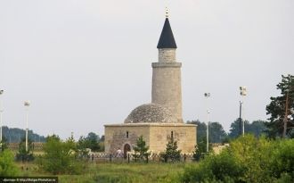 Малый минарет и Ханская усыпальница - гл