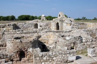 Белая палата служила общественной баней,