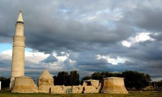 В настоящее время на этом месте находитс