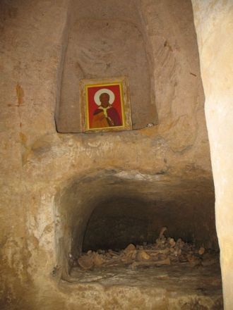 Частично сохранились и древнерусские пещ