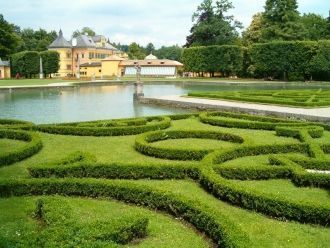 В 1833-1840 годах ландшафтный архитектор