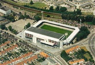 Находится в голландском небольшом 200-ты