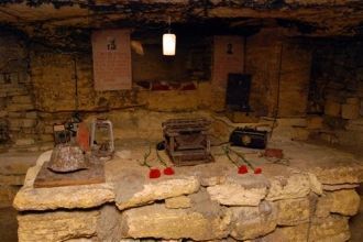История Одесских катакомб начинается при