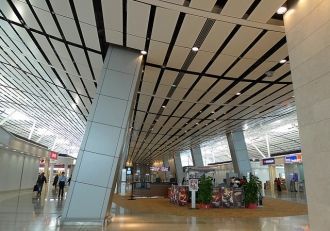 После открытия аэропорта правительство Г