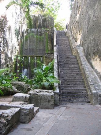 Своё название Лестница Королевы получила