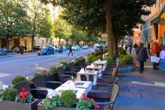 Эта улица, построенная в 1880 гг., интер