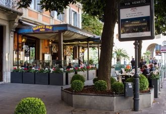 Здесь, в Палаццо Маргерита (Palazzo Marg