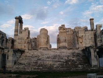 В древности от этого знаменитого храма к